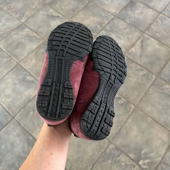 Skechers Bikers Suede, slip on burgundy loafers. - Picture 6 of 7